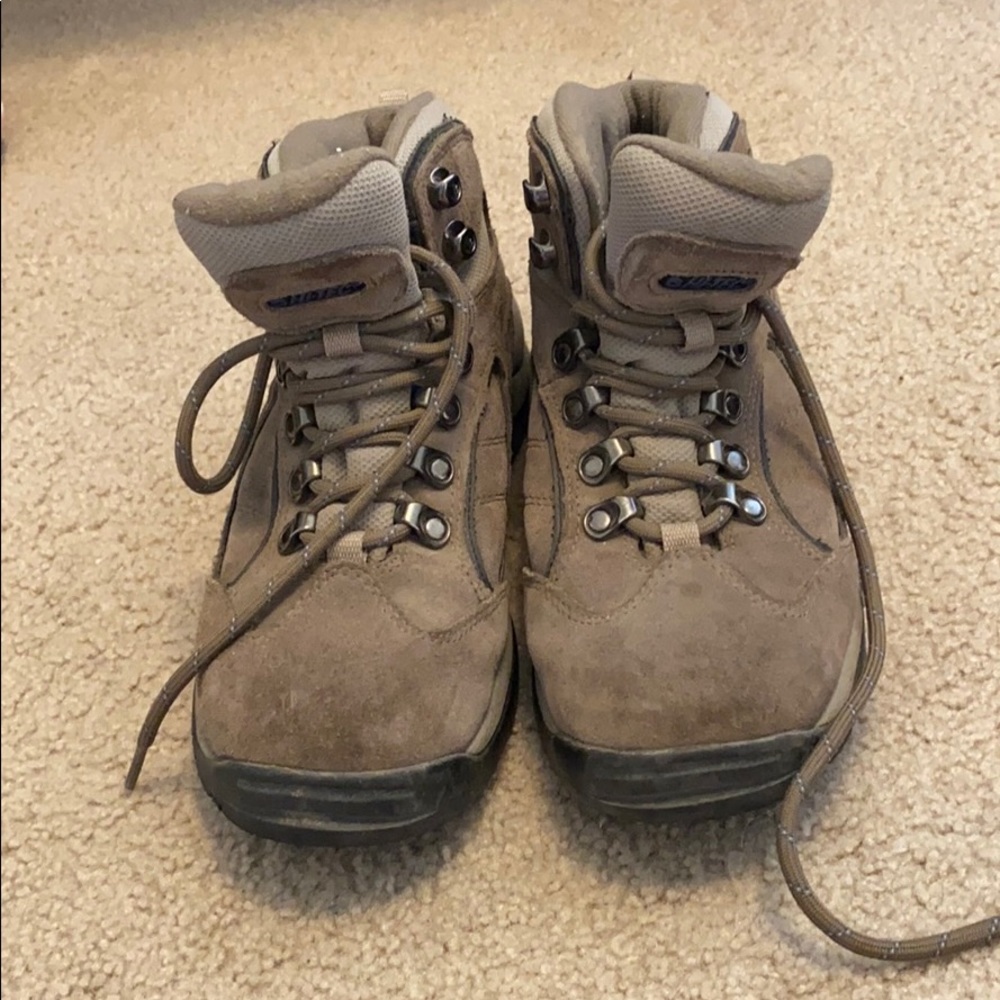 Hi Tec Hiking Boots Sz 7.5